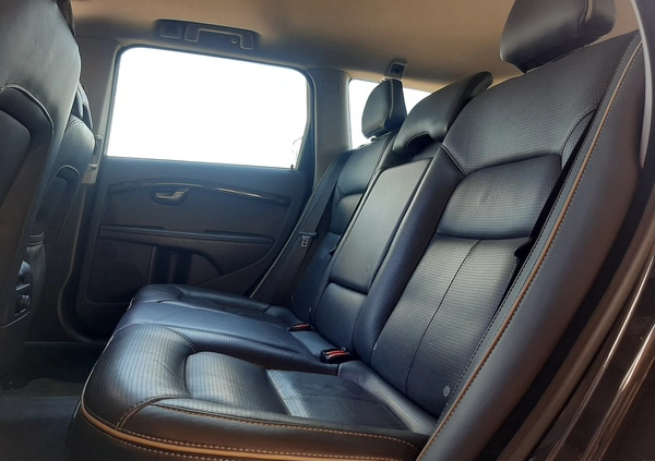 Volvo V70 cena 46700 przebieg: 249144, rok produkcji 2015 z Sieniawa małe 781